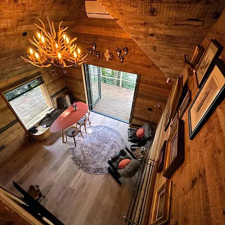 Unique Treehouses With Hot Tub By Bed En Boshuisjes Дом отдыха *
