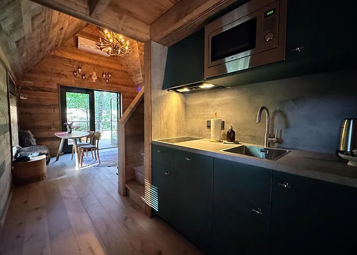 New Unique Treehouses With Hot Tub In